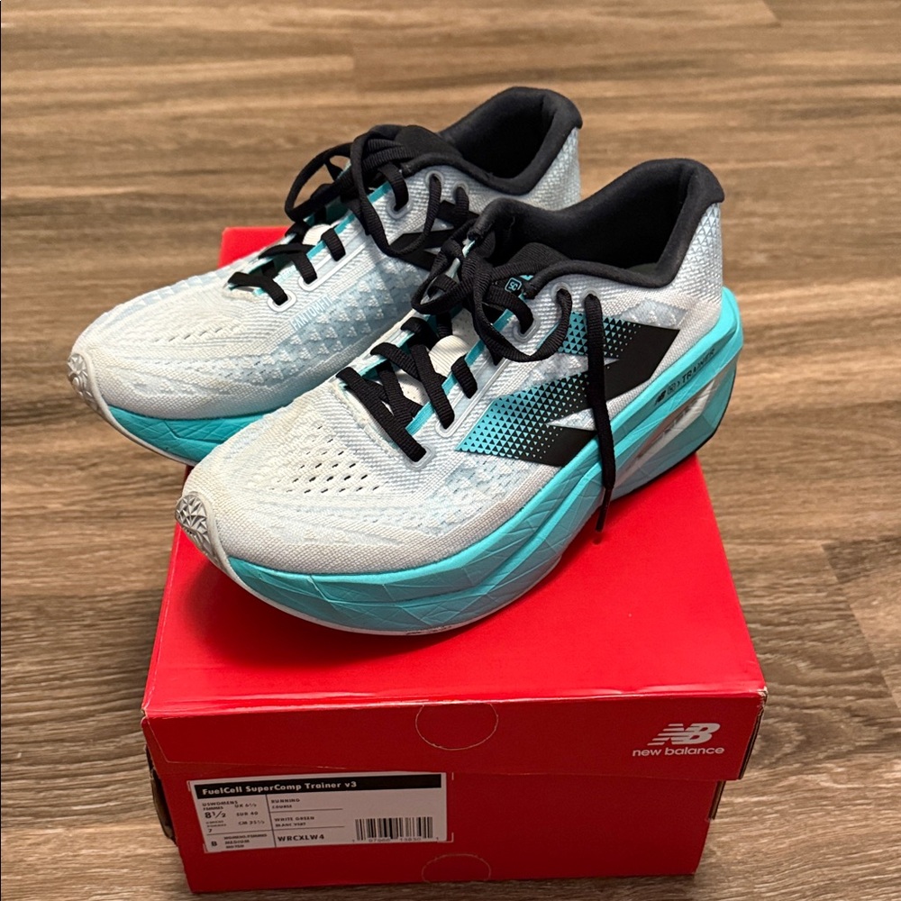 Women’s New Balance FuelCell SuperComp Trainer v3